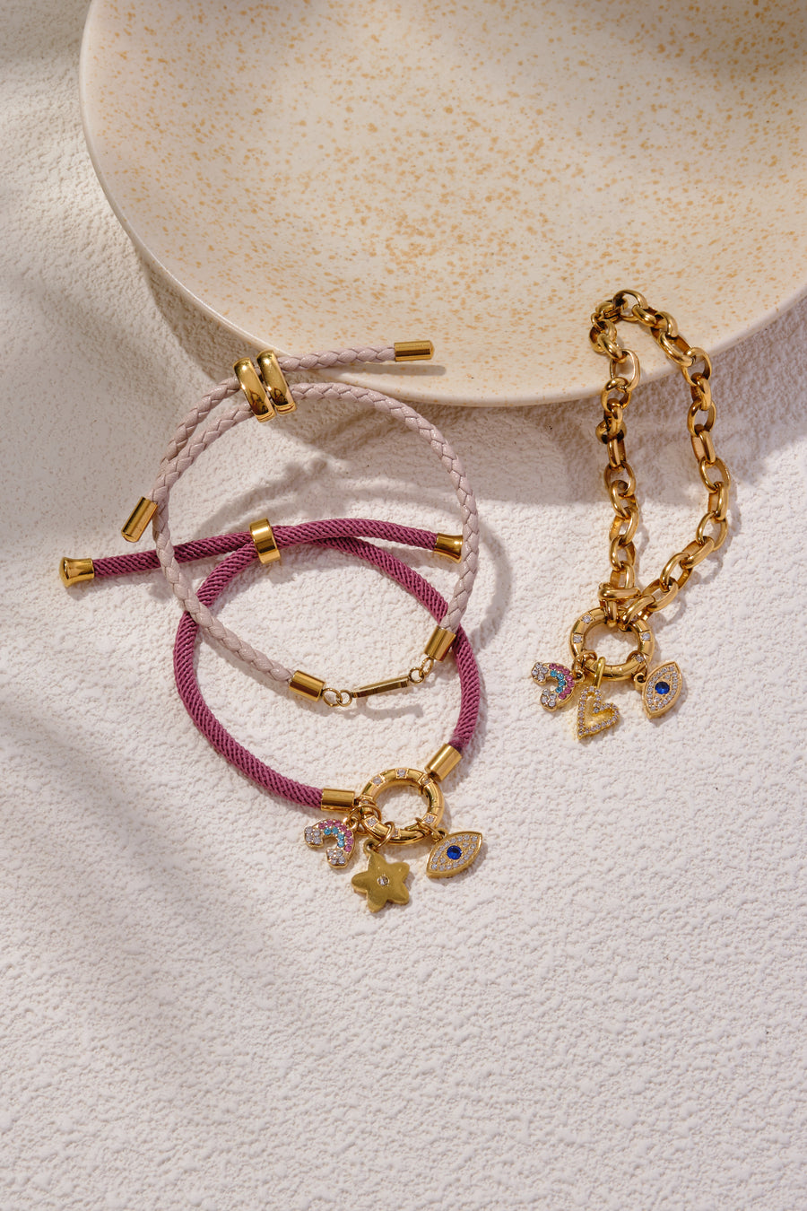 Loquet Collection