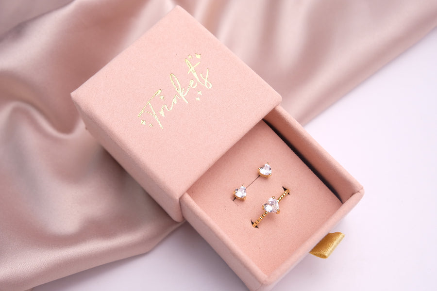 Trinkets Heart Jewelry Set in Clear White