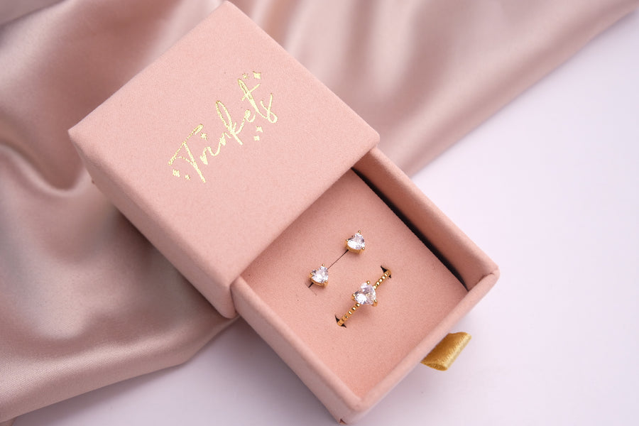 Trinkets Heart Jewelry Set in Clear White