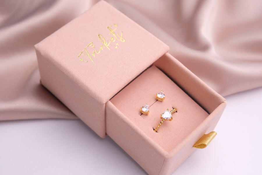 Trinkets Heart Jewelry Set in Clear White