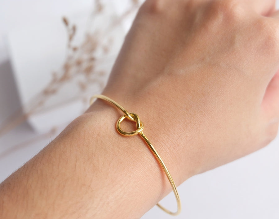 14 Karat Knot Bangle